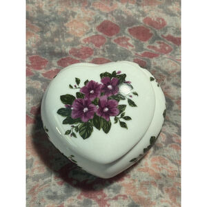 Avon Violets Flower Heart Shaped Trinket Box 2012